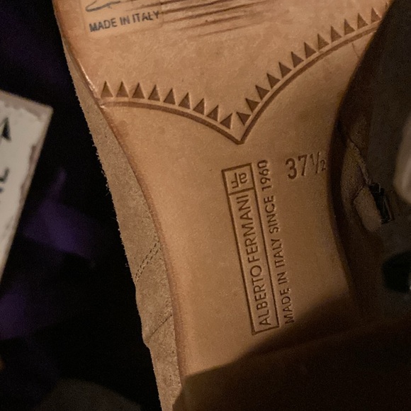 Alberto Fermani tan taupe ankle boots - Picture 7 of 7